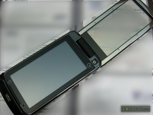 MOTO 双层触控MT810亮相官网