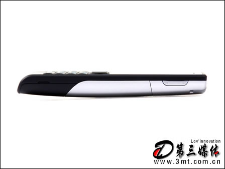 索爱手机: 全键WM6.5智能 环保设计索爱M1i表现全面