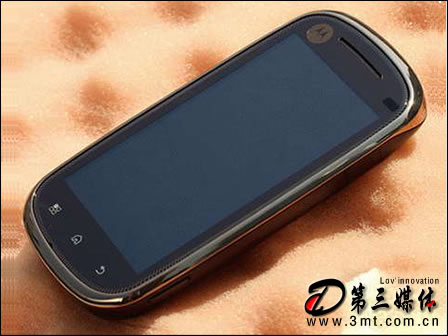 摩托手机: 更奢华更快速 双模Android摩托XT800+发布